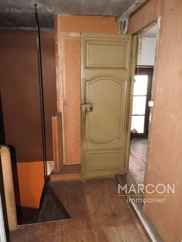 Maison à AUBUSSON
