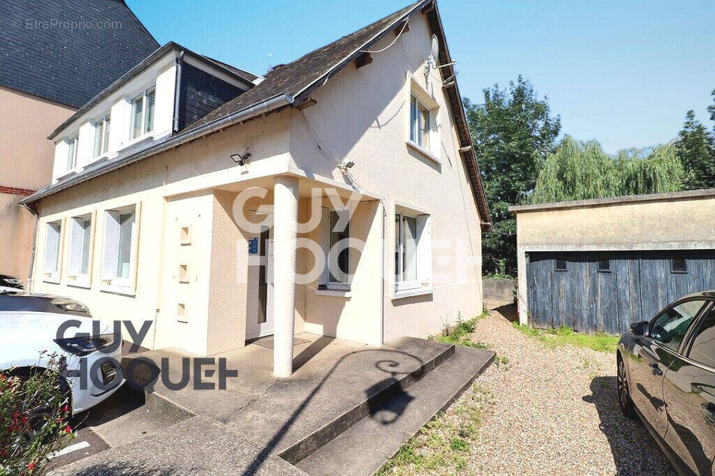Maison à BERNAY