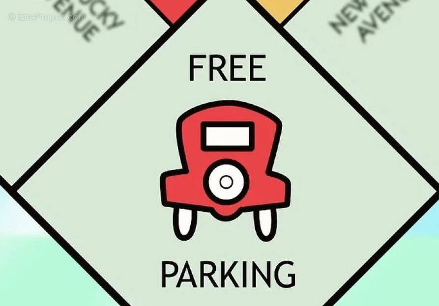 Parking à PARIS-18E