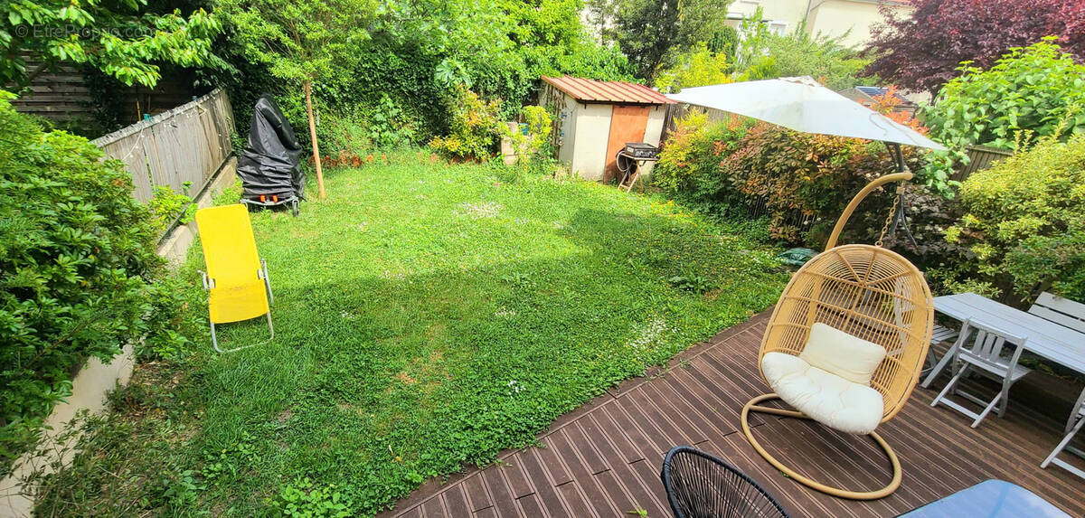 Maison à THIAIS