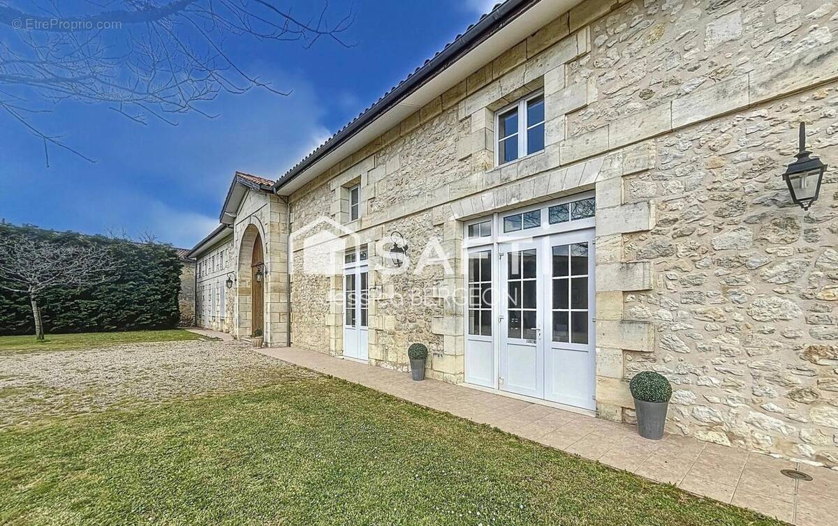 Photo 1 - Maison à VILLEGOUGE