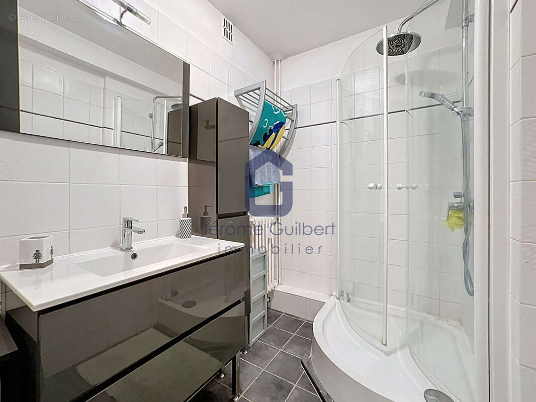 Appartement à LA MADELEINE
