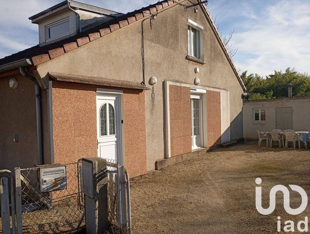 Photo 1 - Maison à MONTCEAU-LES-MINES