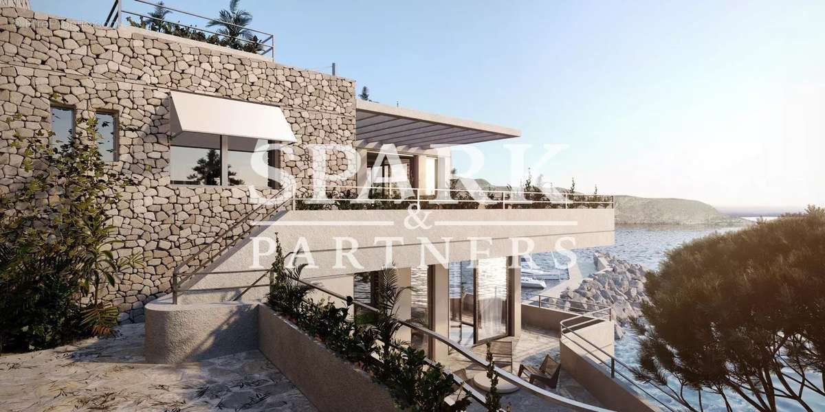 Maison à EZE