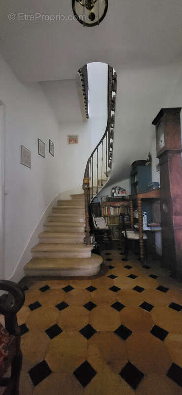 Maison à ILLATS