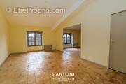 Appartement à BESSAN