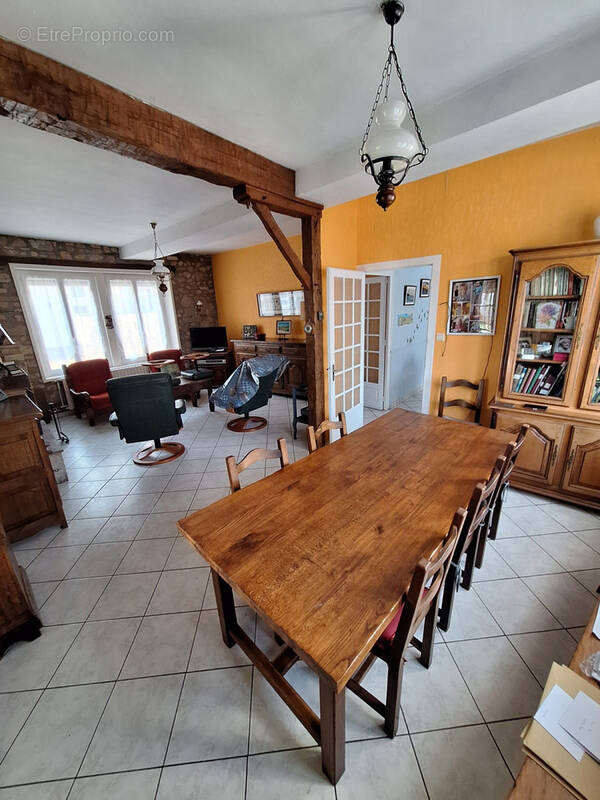 Maison à DERVAL