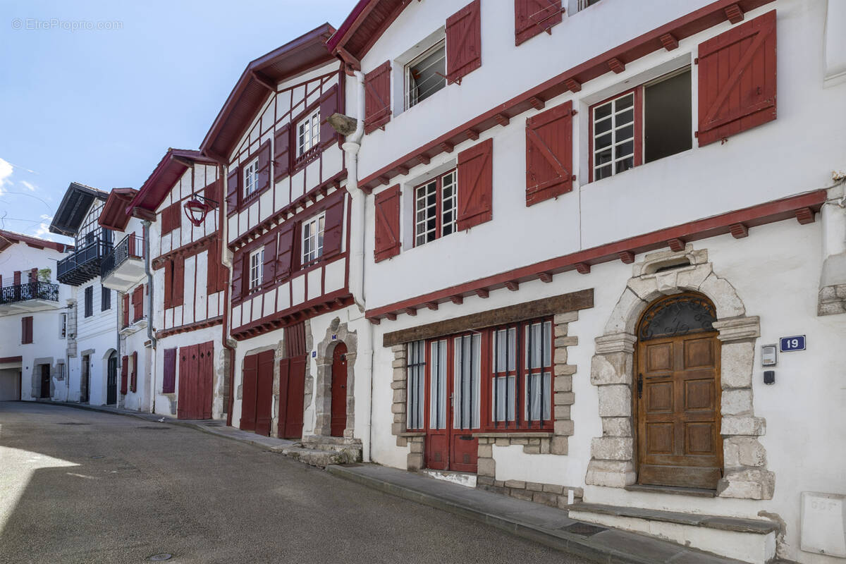 Maison à CIBOURE