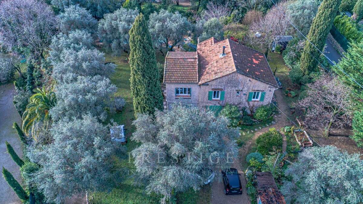 Maison à LE ROURET