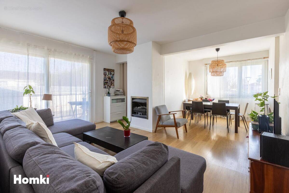 Appartement à BORDEAUX
