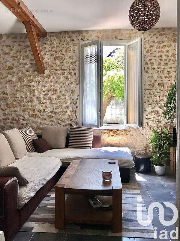 Photo 2 - Appartement à COMBS-LA-VILLE