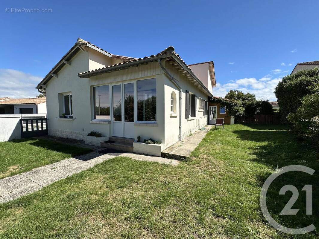 Maison à MEDIS