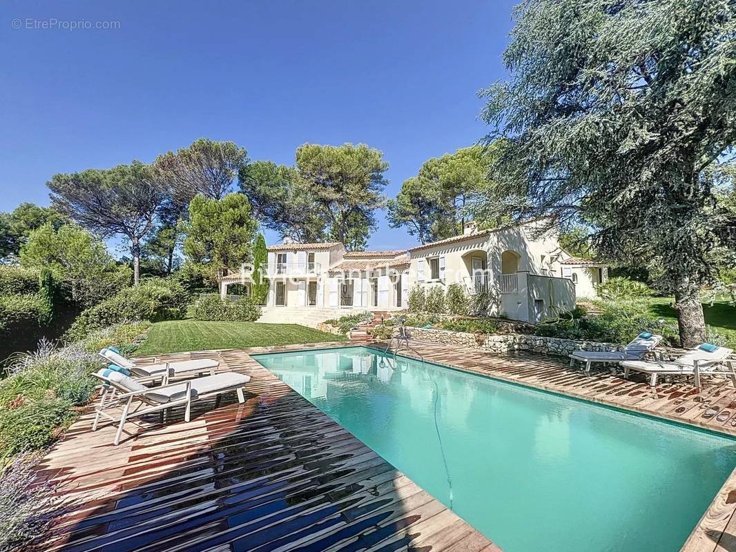 Maison à BIOT