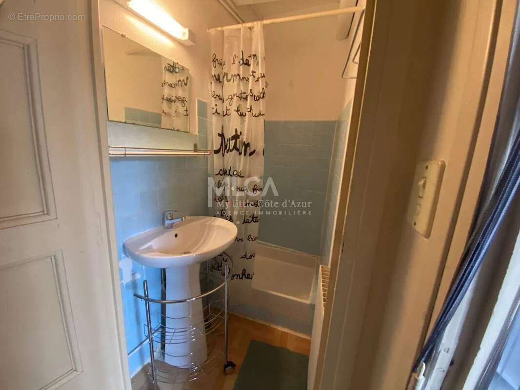 Appartement à SAINT-ETIENNE-DE-TINEE