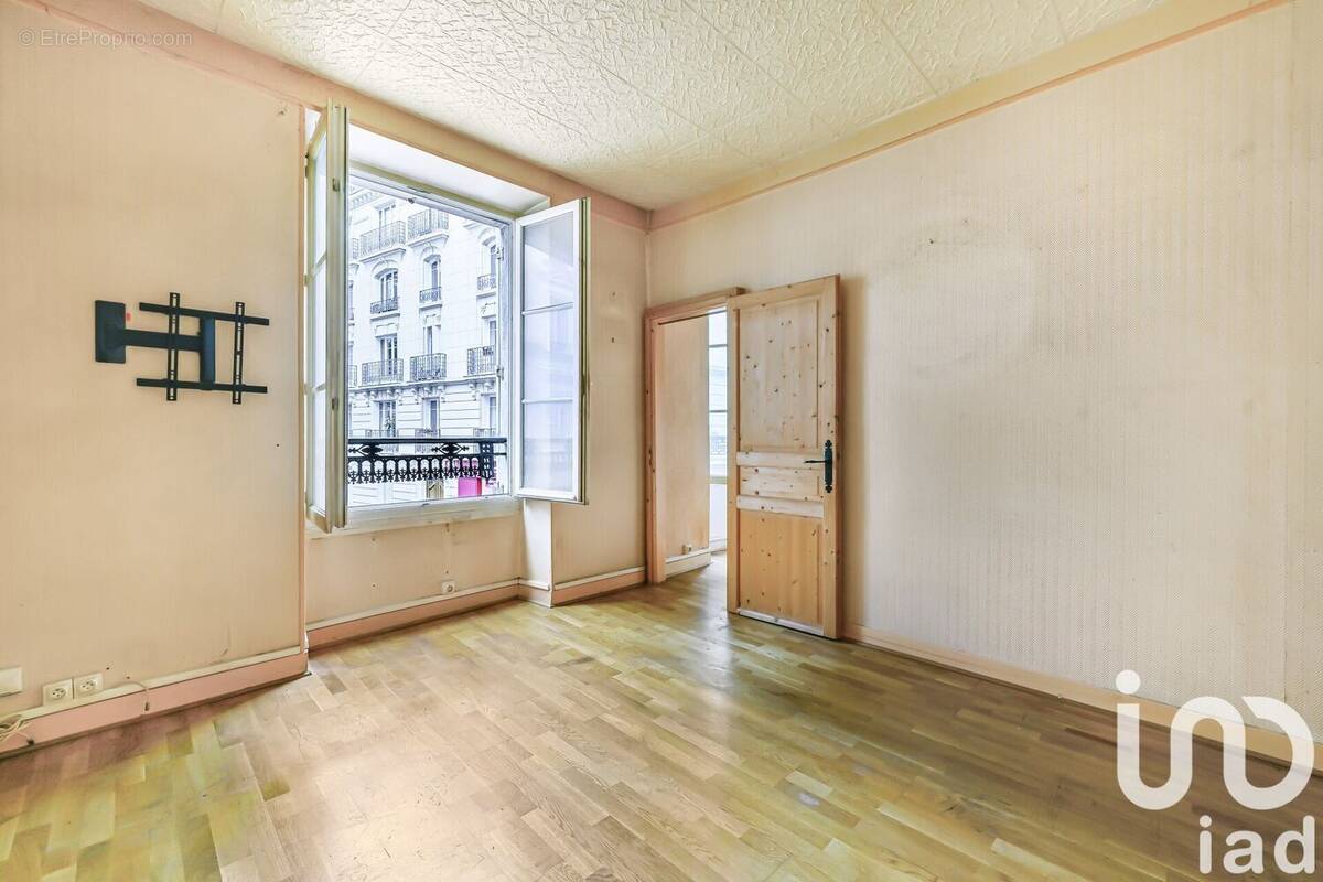 Photo 1 - Appartement à PARIS-17E