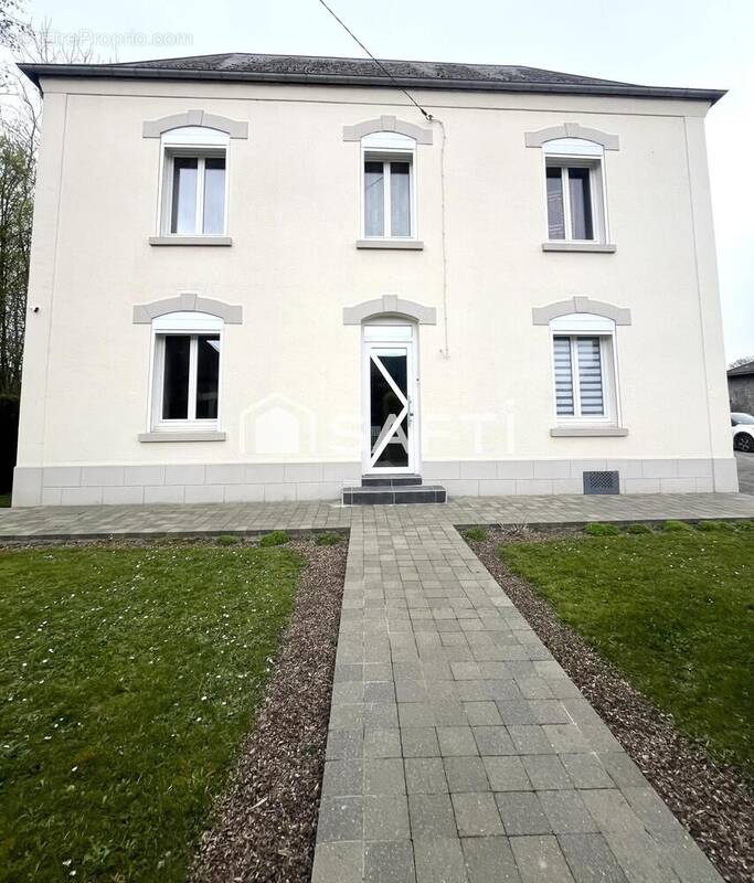 Photo 1 - Maison à CROISILLES