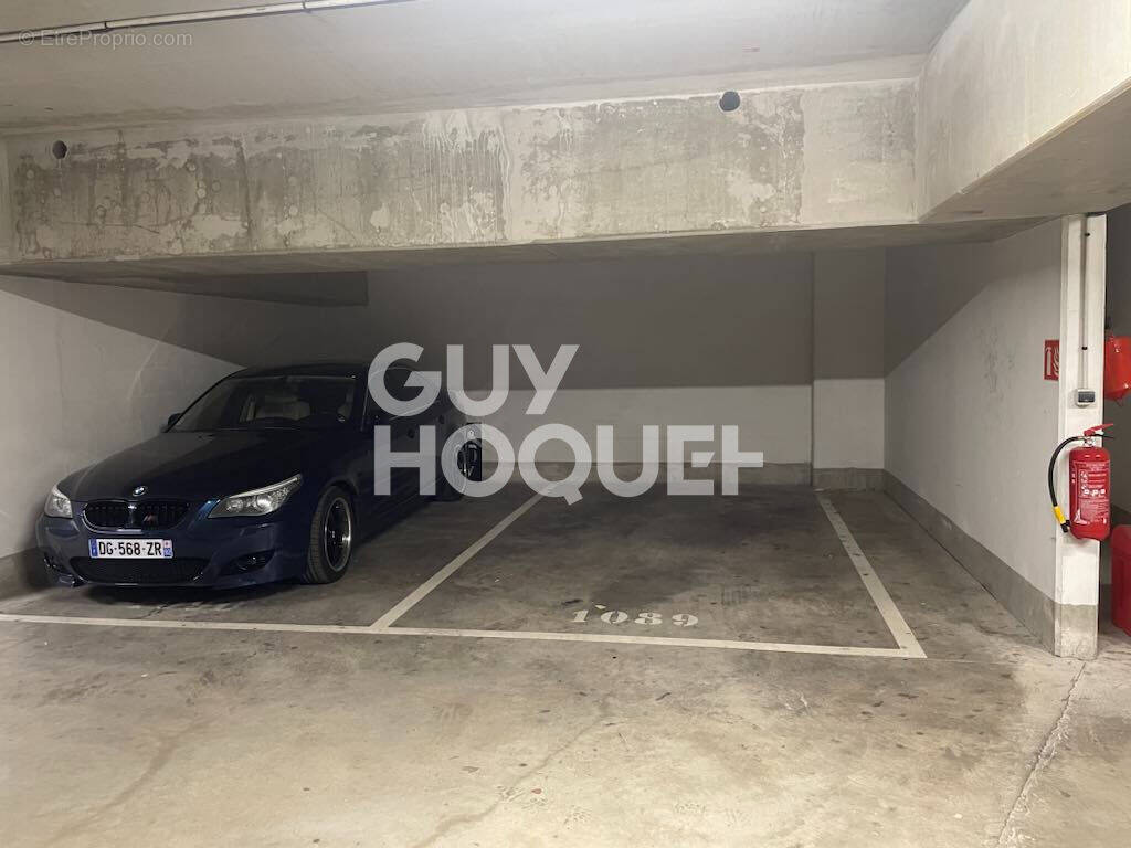 Parking à ASNIERES-SUR-SEINE