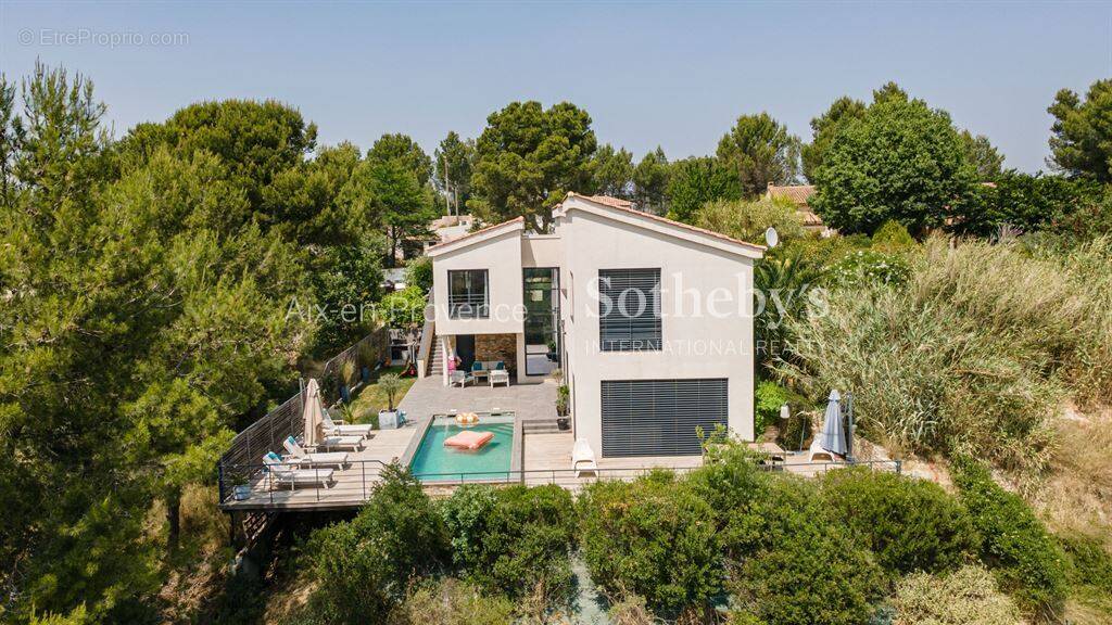 Maison à AIX-EN-PROVENCE