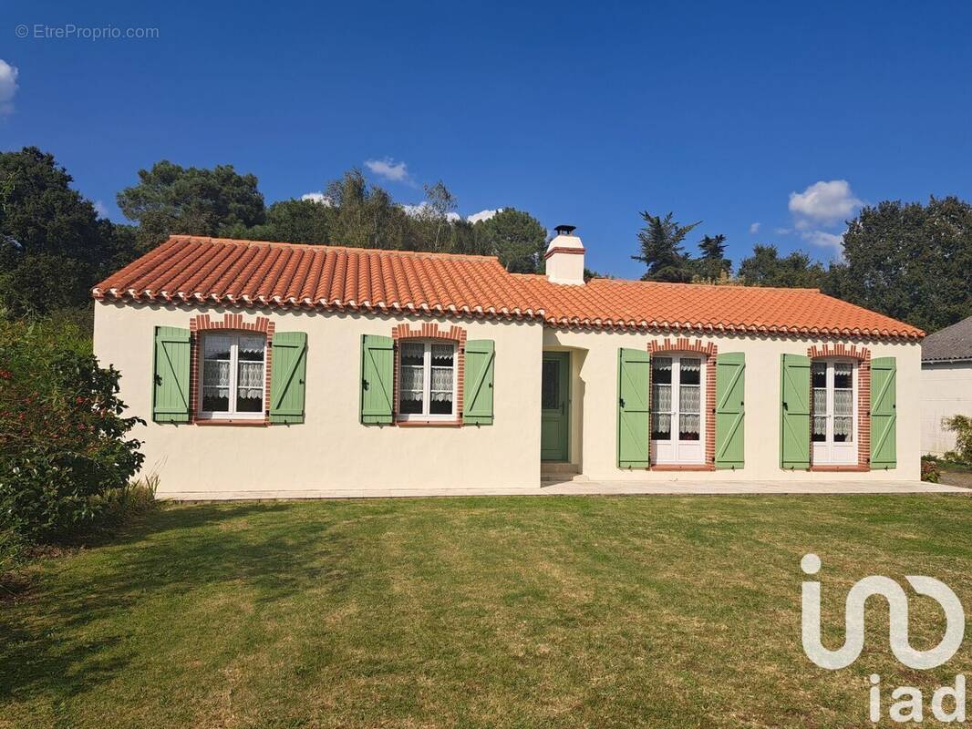 Photo 1 - Maison à CHATEAUNEUF