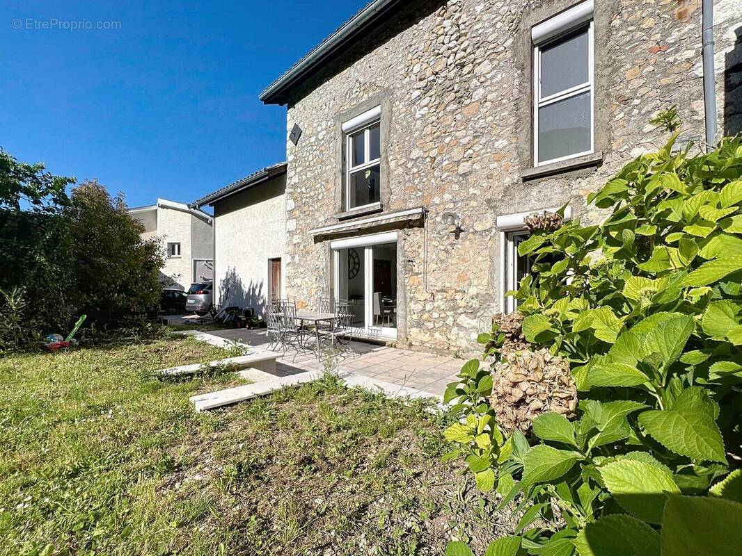 Maison à CLAIX