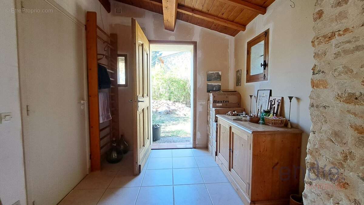 Maison à LORGUES