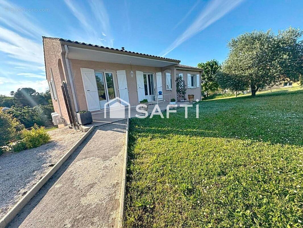 Photo 1 - Maison à BELVEZE-DU-RAZES