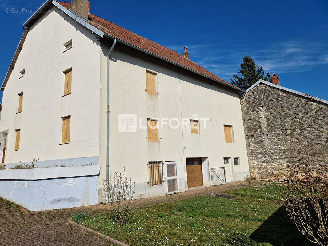 Maison à GRAY