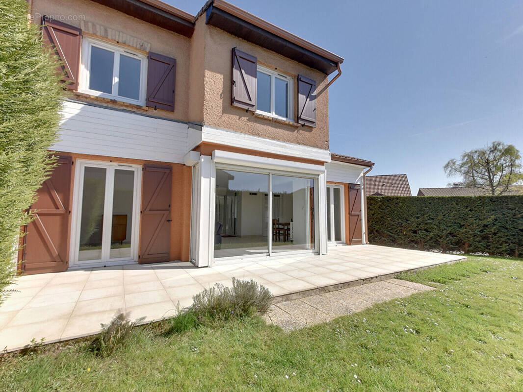 Maison à CHEVREUSE