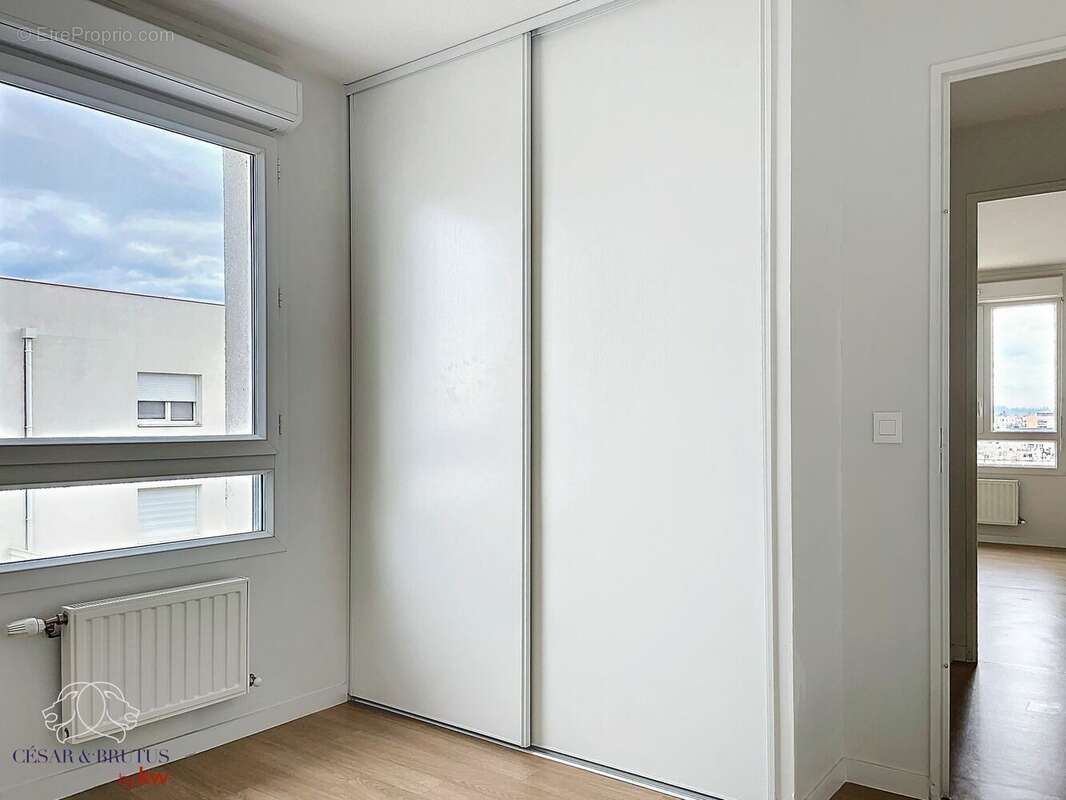 Appartement à VAULX-EN-VELIN