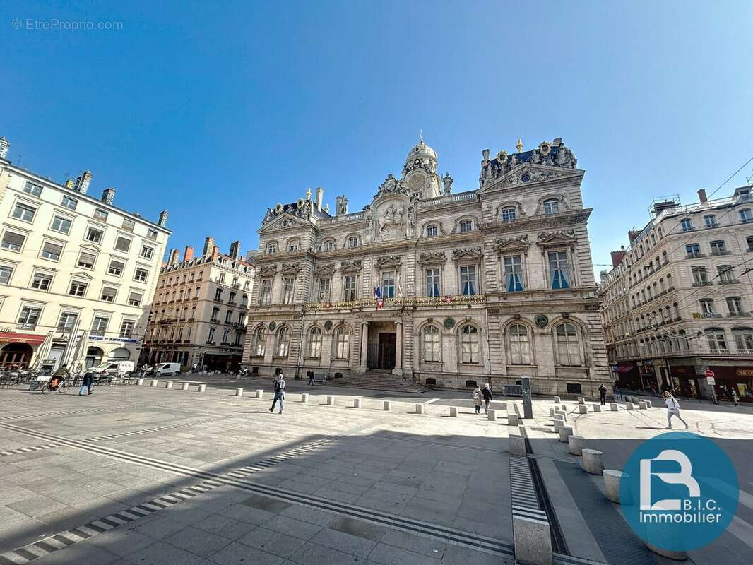 Appartement à LYON-1E