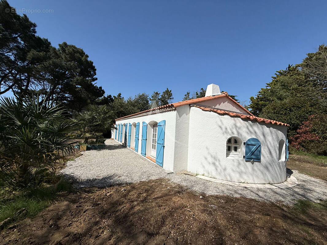 Maison à L&#039;AIGUILLON-SUR-VIE
