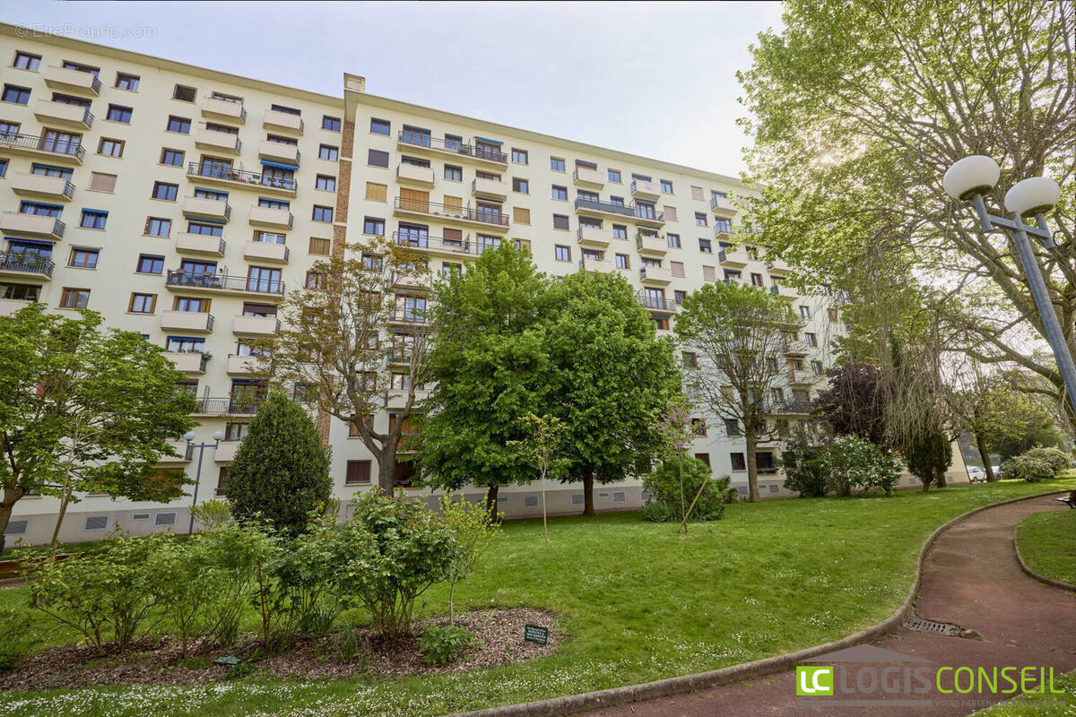Appartement à CHATILLON