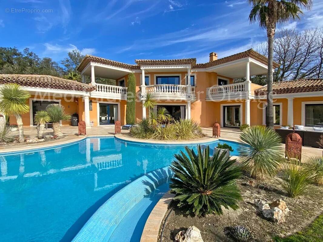 Maison à GRIMAUD