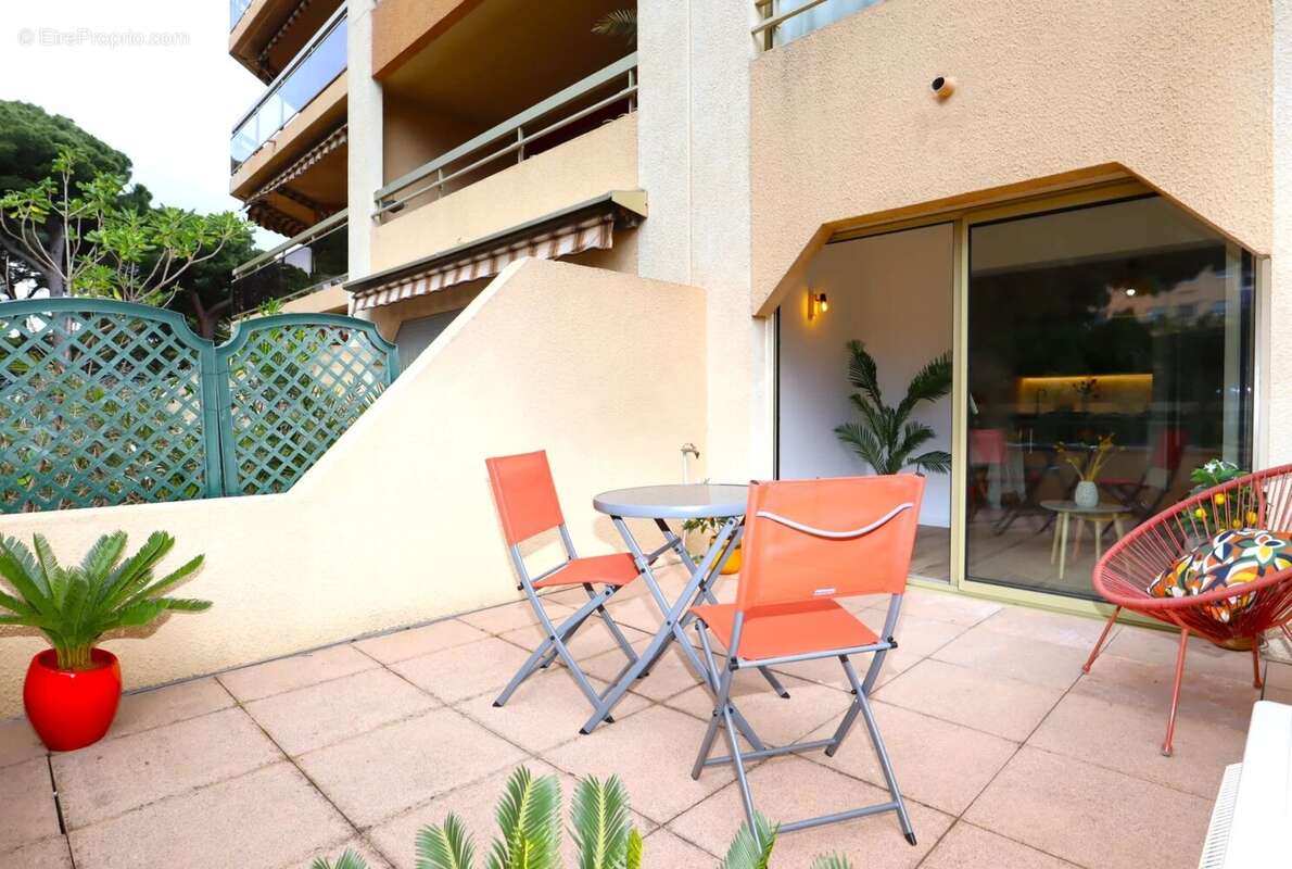 Appartement à HYERES