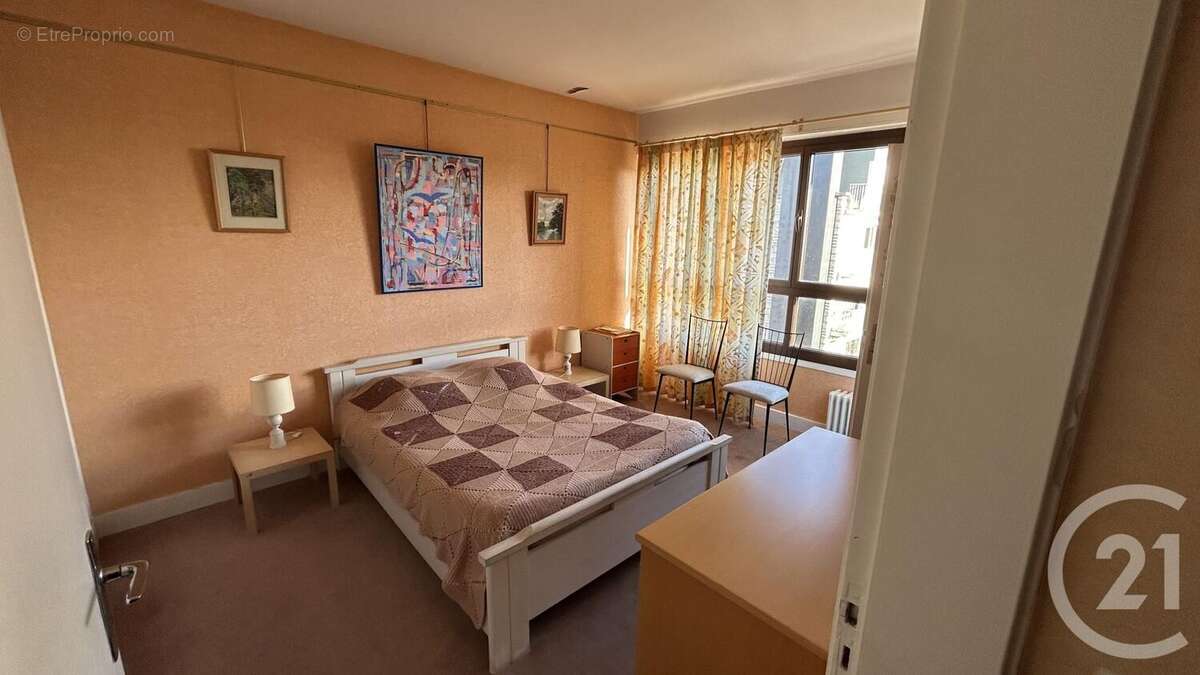Appartement à SAINT-CLOUD