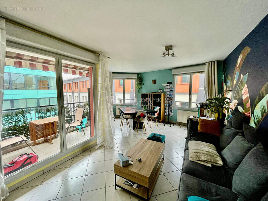 Appartement à LYON-9E