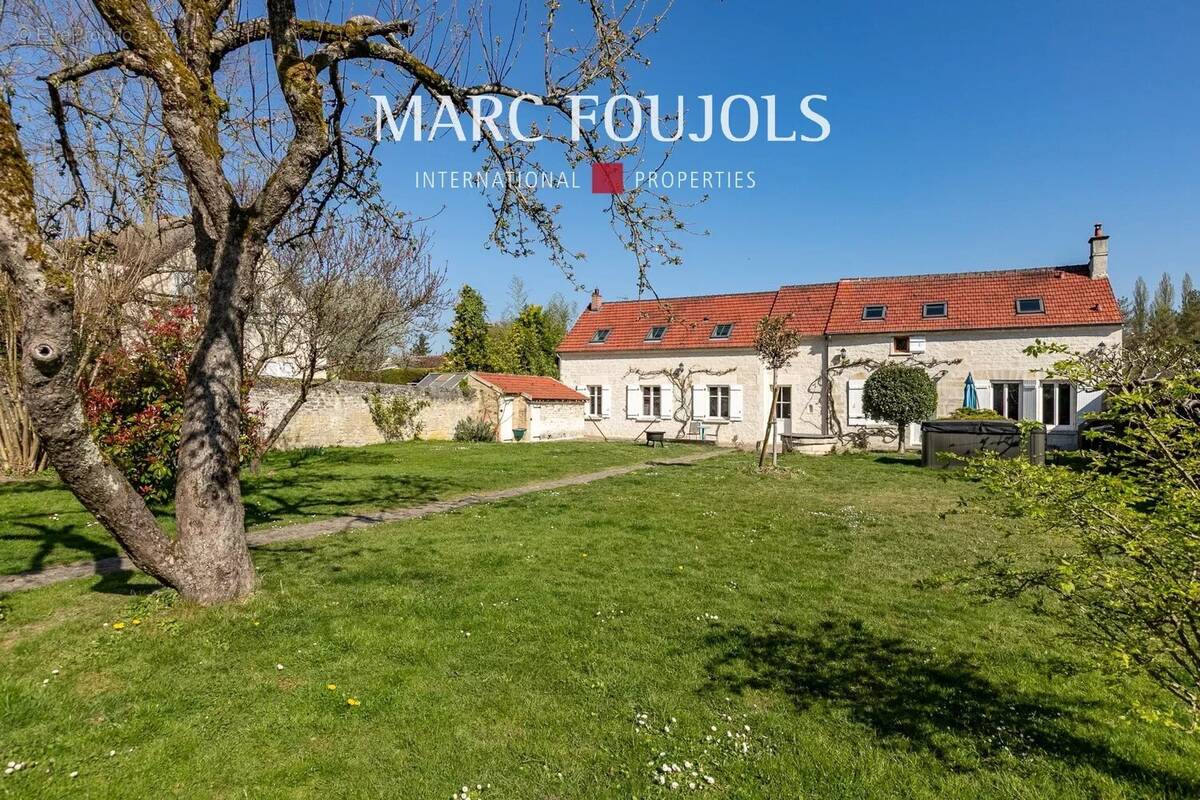 Maison à CHANTILLY