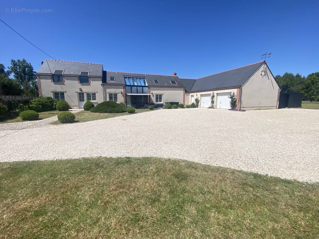 Maison à CHAMBON-LA-FORET