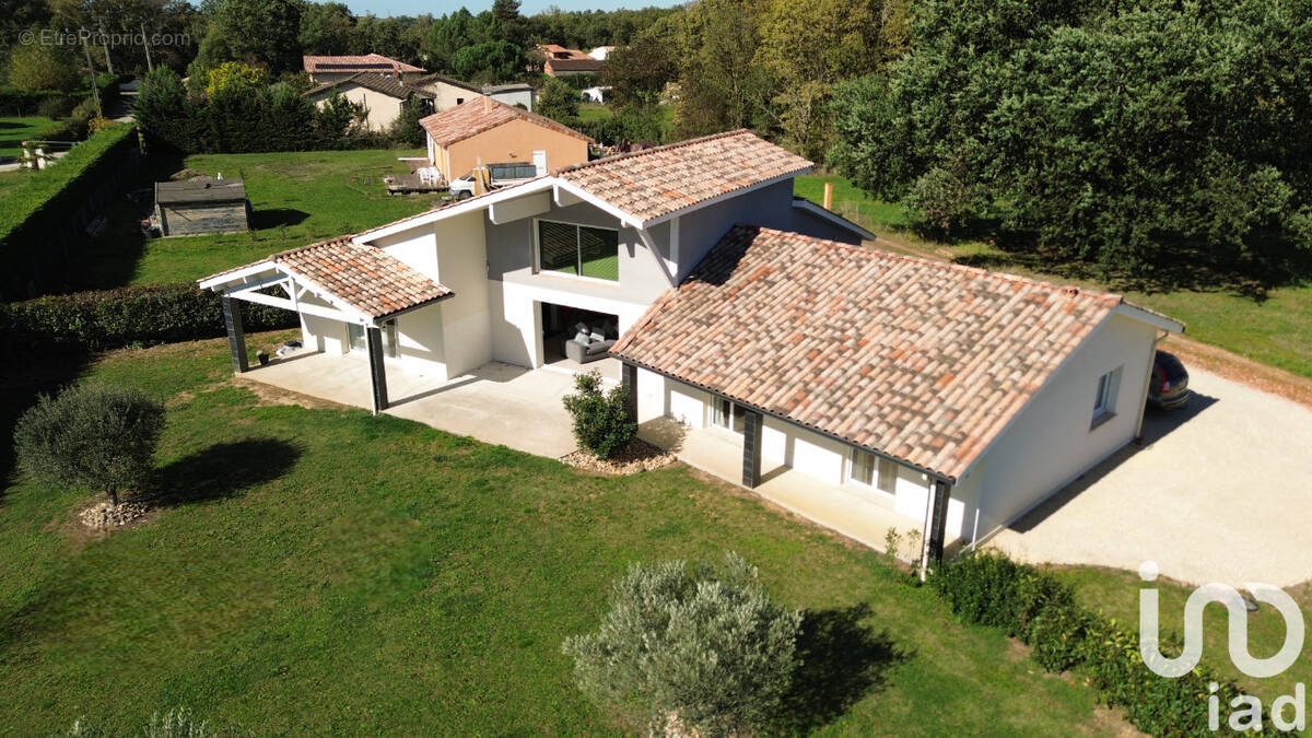 Photo 1 - Maison à LABASTIDE-SAINT-PIERRE