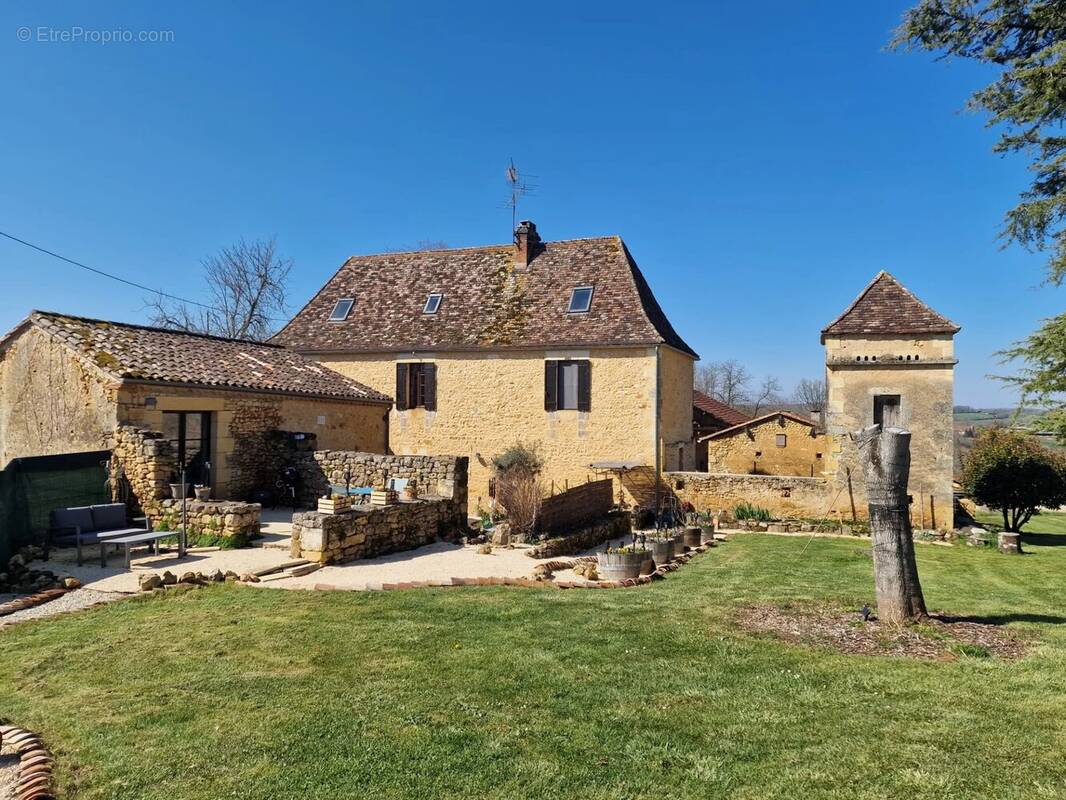 Maison à BEAUMONT-DU-PERIGORD