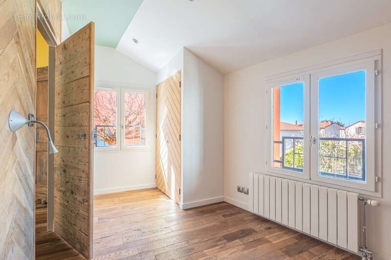 Maison à LYON-5E