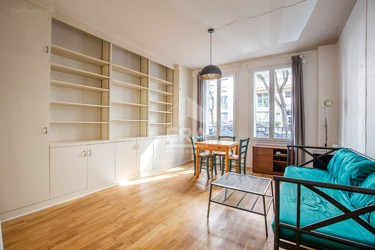 Appartement à PARIS-12E