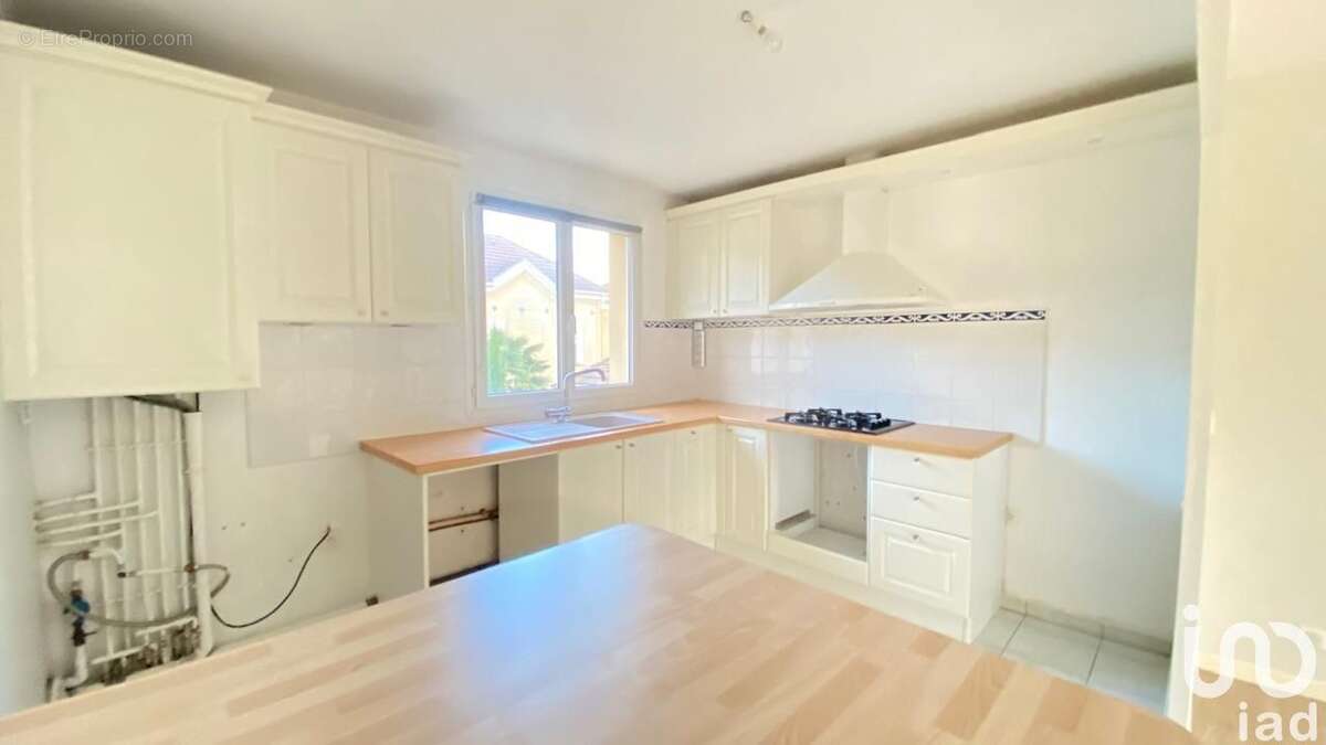 Photo 7 - Appartement à ELANCOURT
