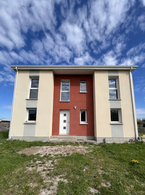 Maison à SANDILLON