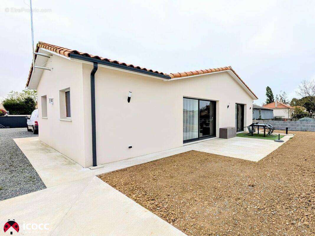 Maison à CORPE