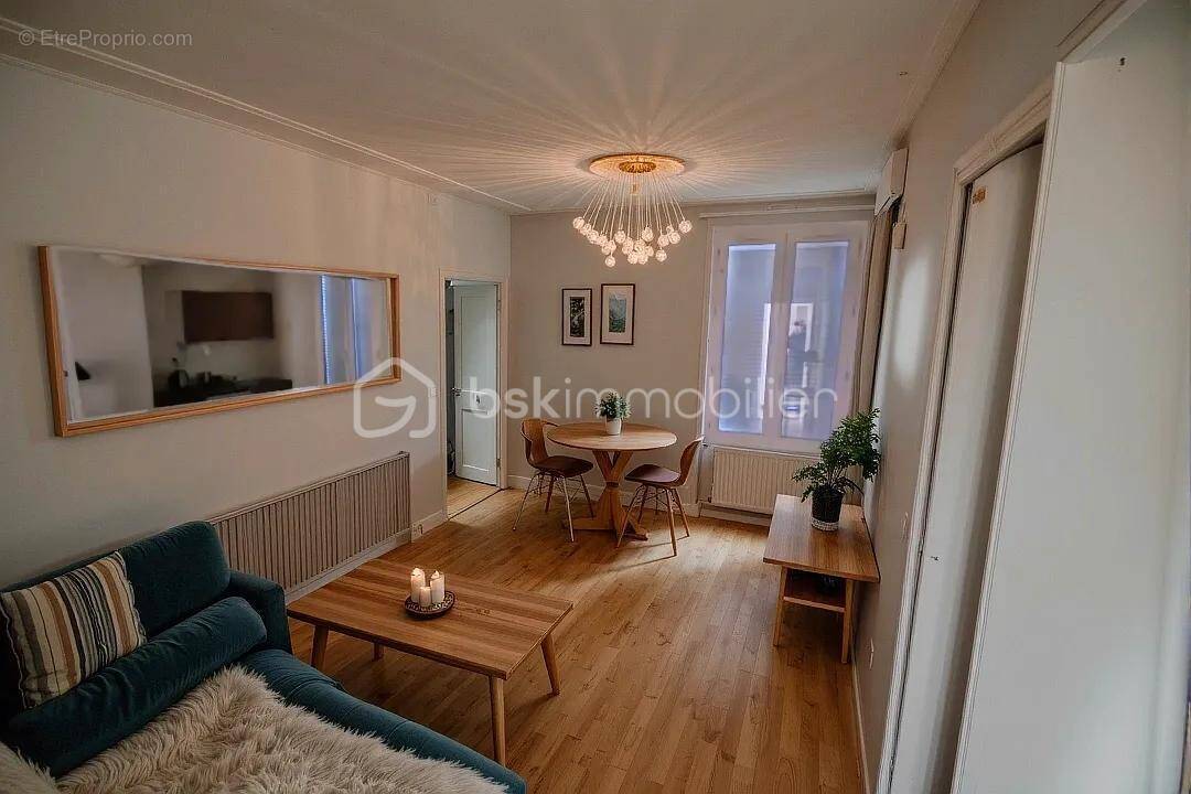 Appartement à AVON