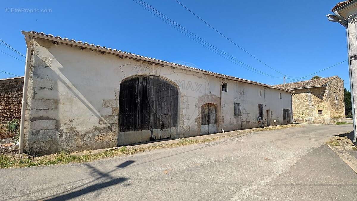 Maison à CHADENAC