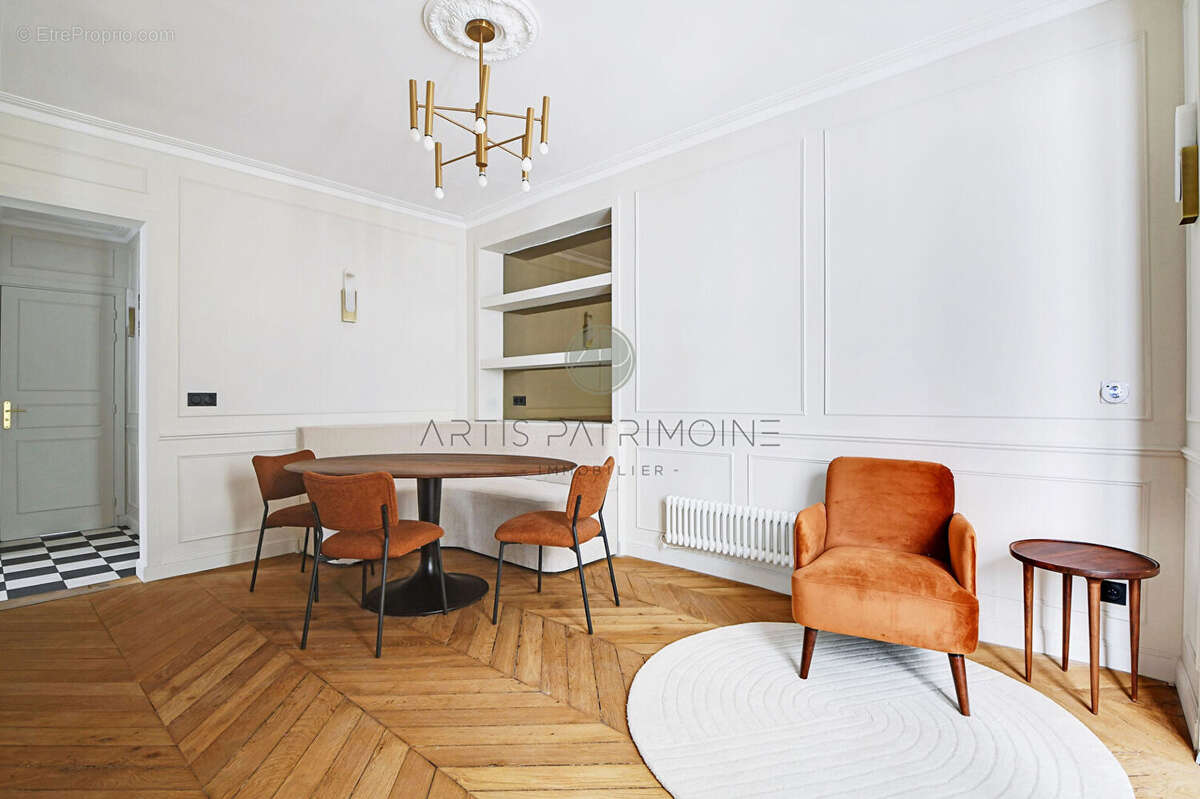 Appartement à PARIS-6E