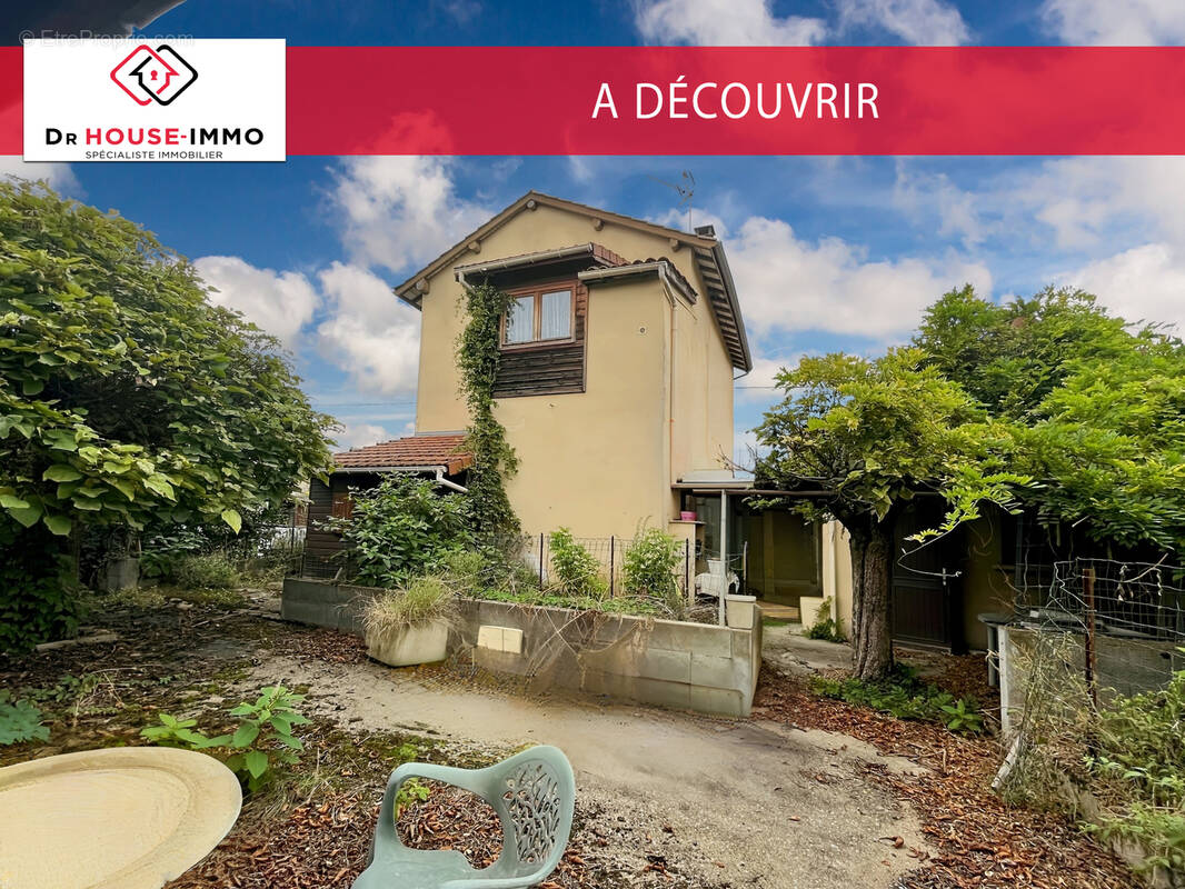 Maison à TREVOUX
