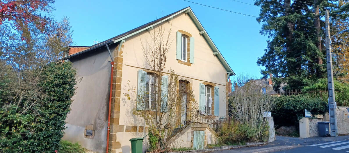Maison à BOURBON-L&#039;ARCHAMBAULT